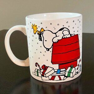 Zrike Brands PEANUTS SNOOPY Oversized Christmas 20 Oz. Mug Double Sided Print